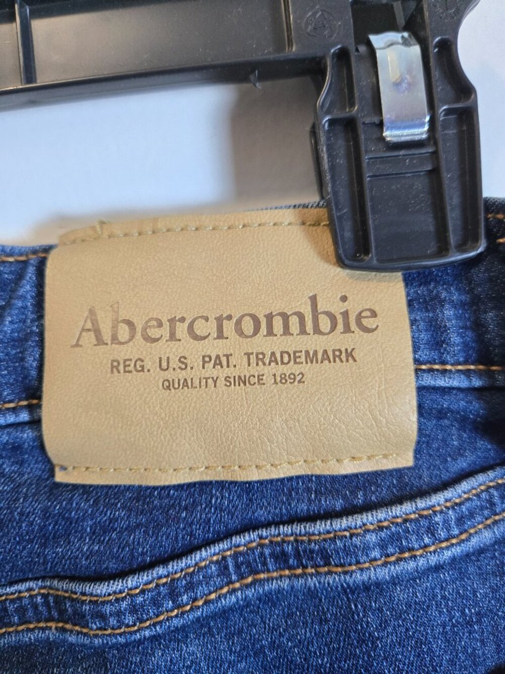 Abercrombie Kids Boys 13/14 Short Straight Leg Jeans Blue Denim - Picture 7 of 8